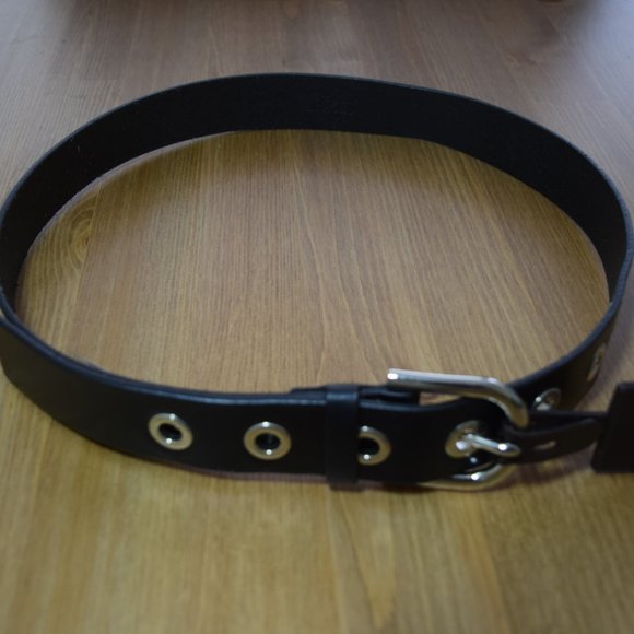 MICHAEL KORS WOMENS LEATHER GROMMET BELT Black
